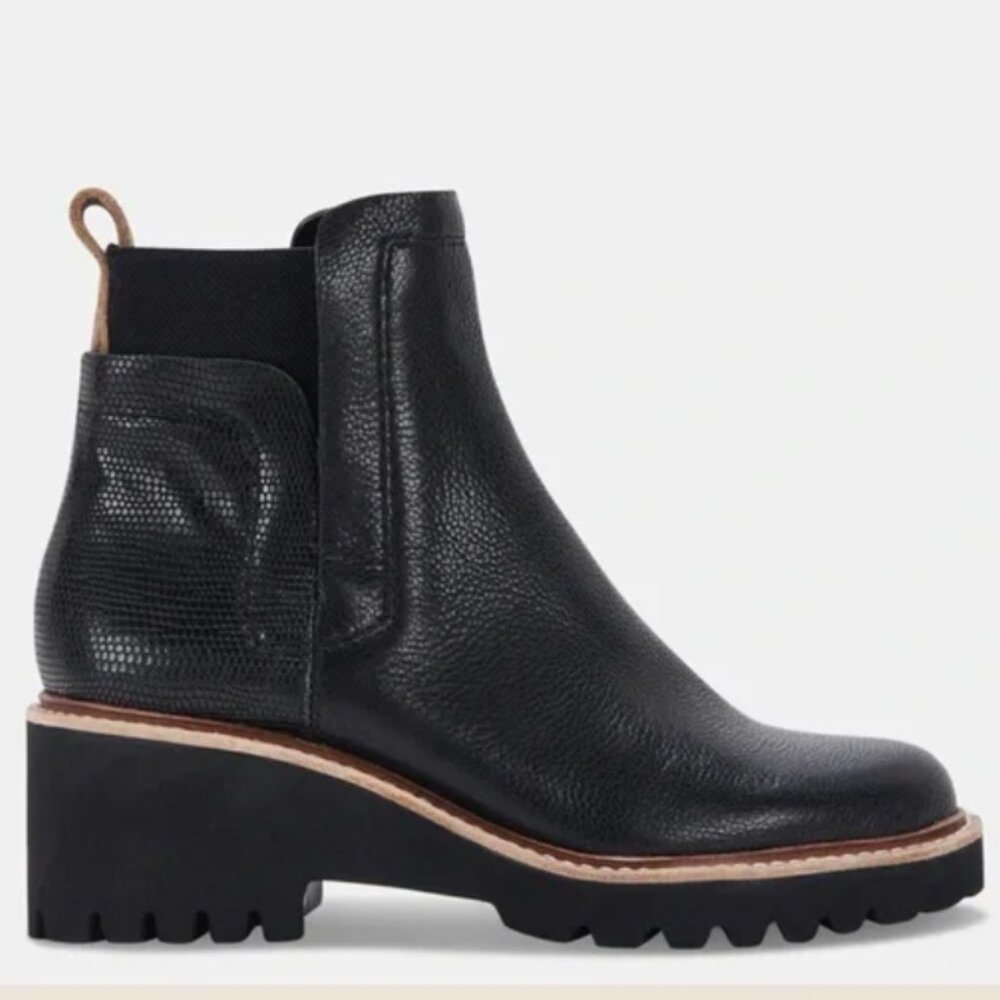 dv Dolce Vita Rango Black Pull On Lug Sole Chelsea Bootie Wedge Boot Casual W9